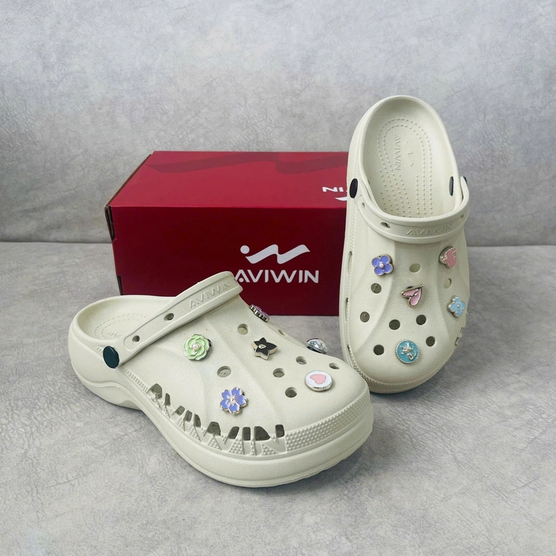 Dép Clogs Nữ Aviwin Avicharm Màu Kem AVCH