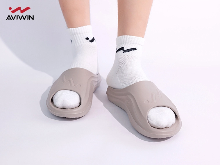 Dép Đúc Nguyên Khối Nam/Nữ Aviwin Avislide Trà Sữa D001