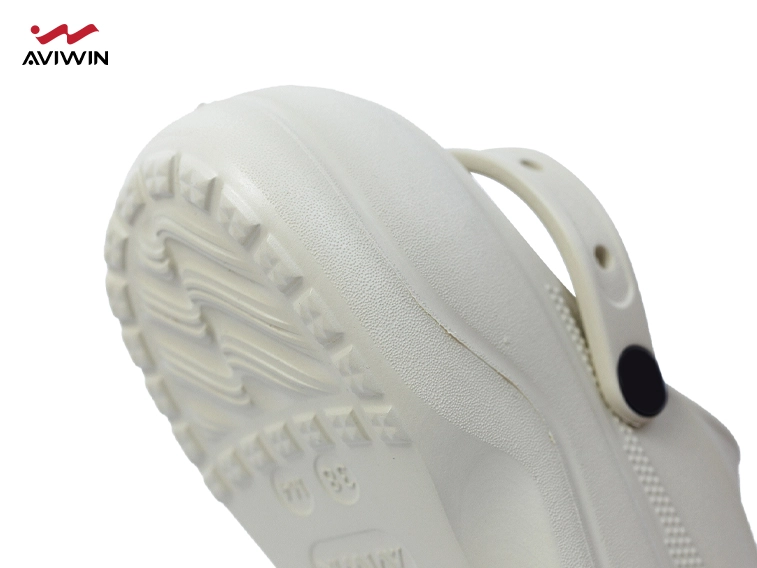 Dép Clogs Nữ Aviwin Avicharm Màu Kem AVCH